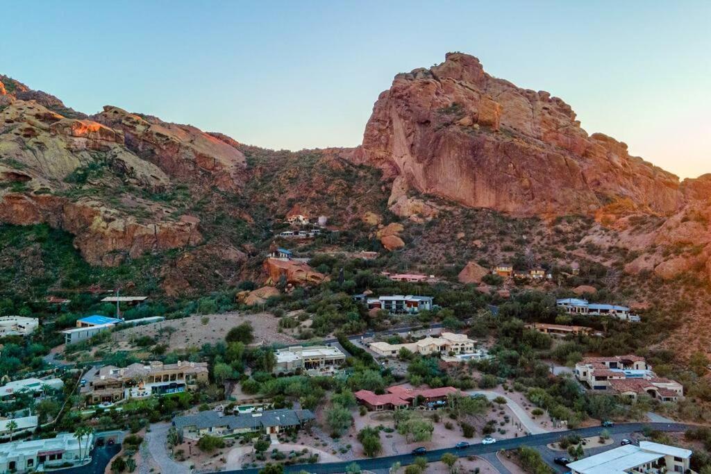 Stunning Mountainside Home In Paradise Valley! Scottsdale Exterior photo